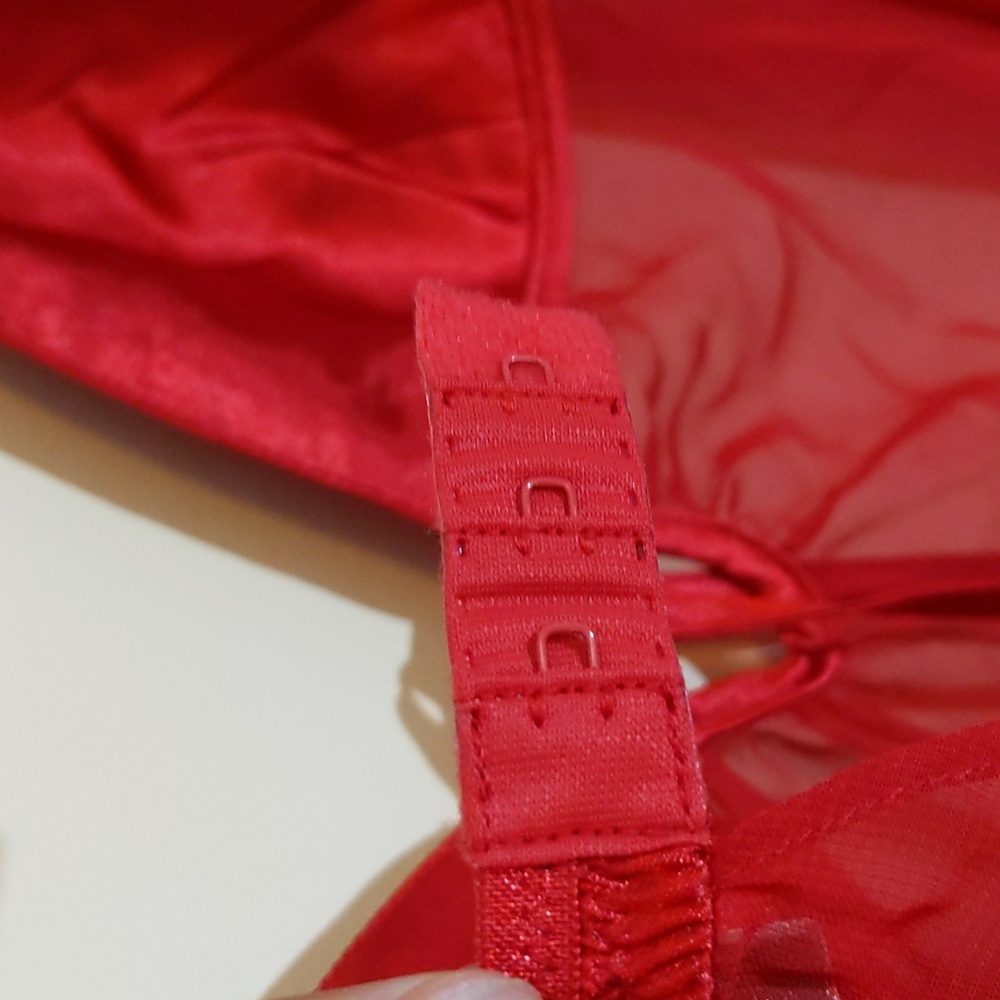 La Senza| Valentine Red Baby Doll Camisole - Picture 4 of 12